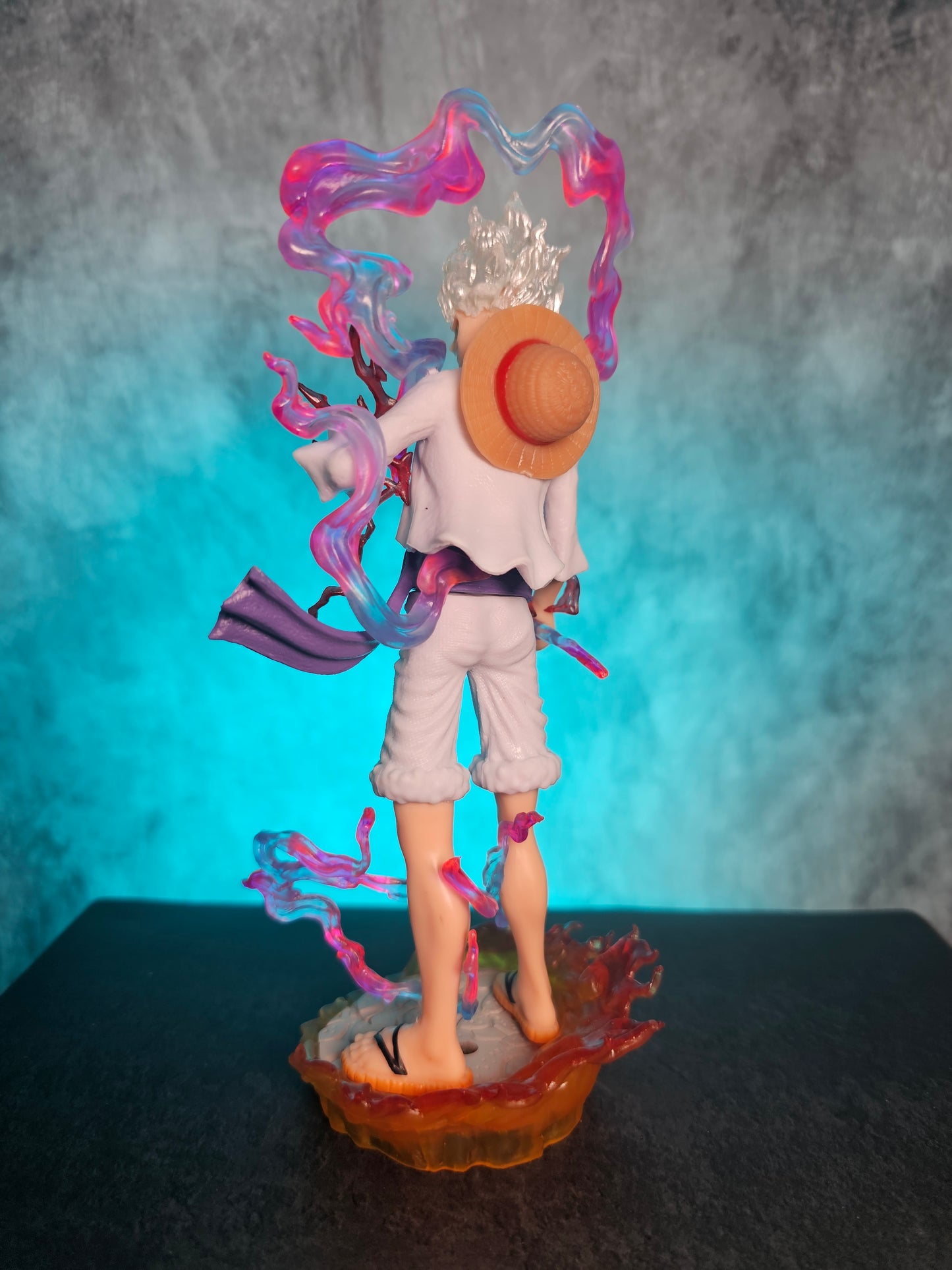 Monkey D. Luffy Gear 5 Standing Action Figure 21 Cm.