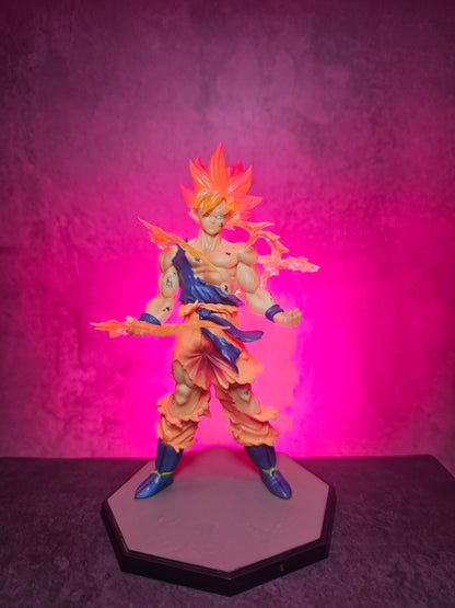 Super Saiyan Goku Power Up Action Figure 16 CM