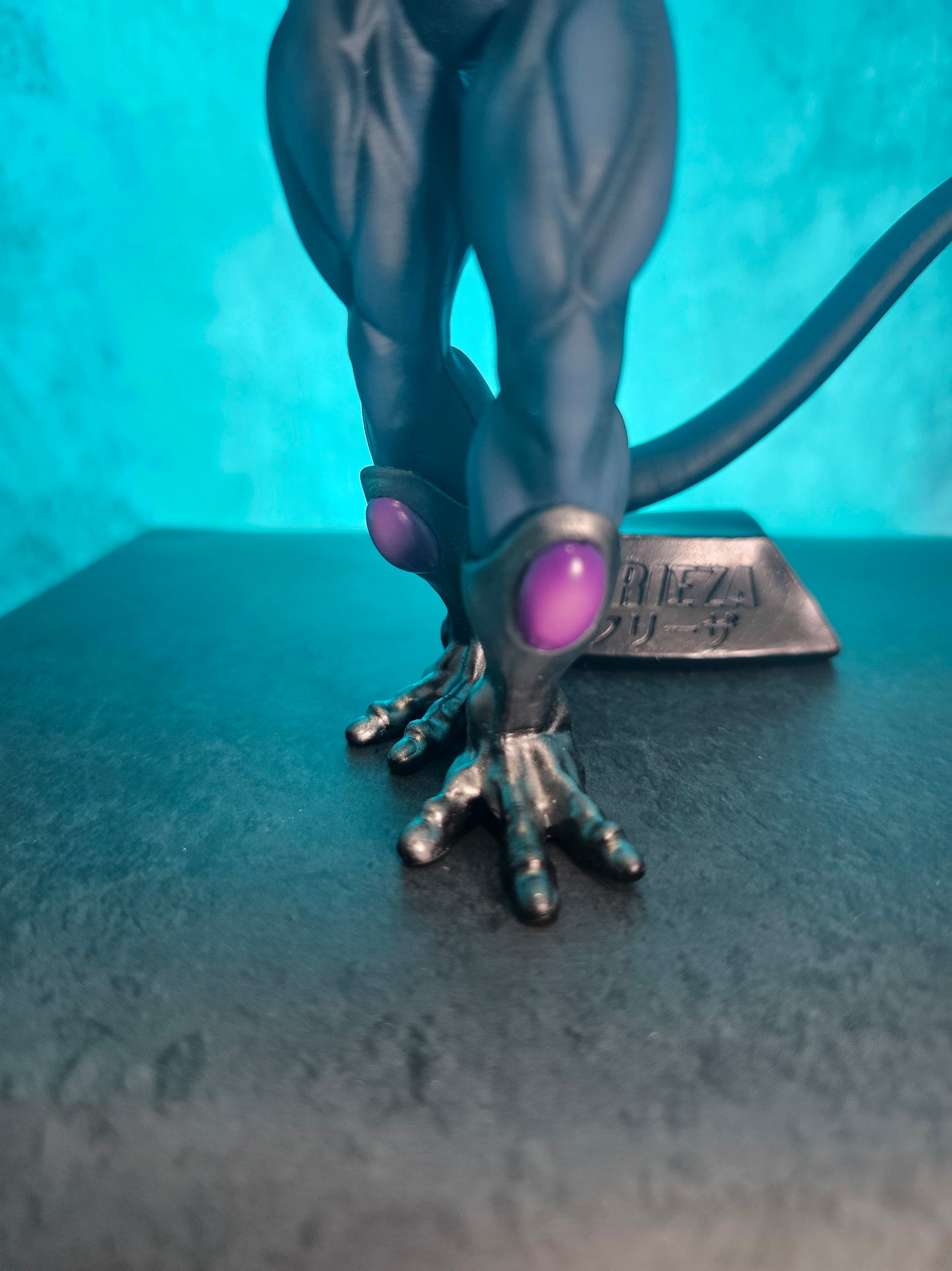 Black Frieza from Dragon Ball Z 20 CM