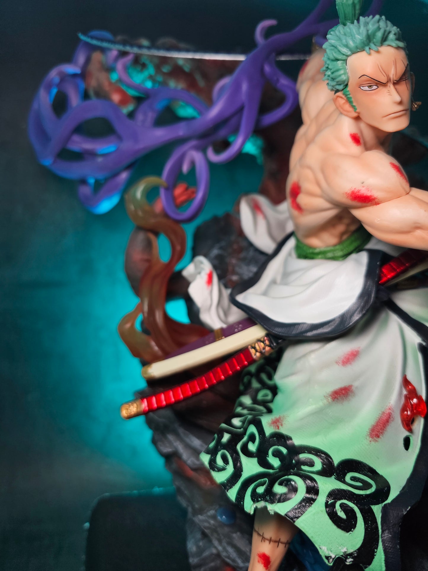 Roronoa Zoro Standing BIG Figure with Light Effect 38 CM