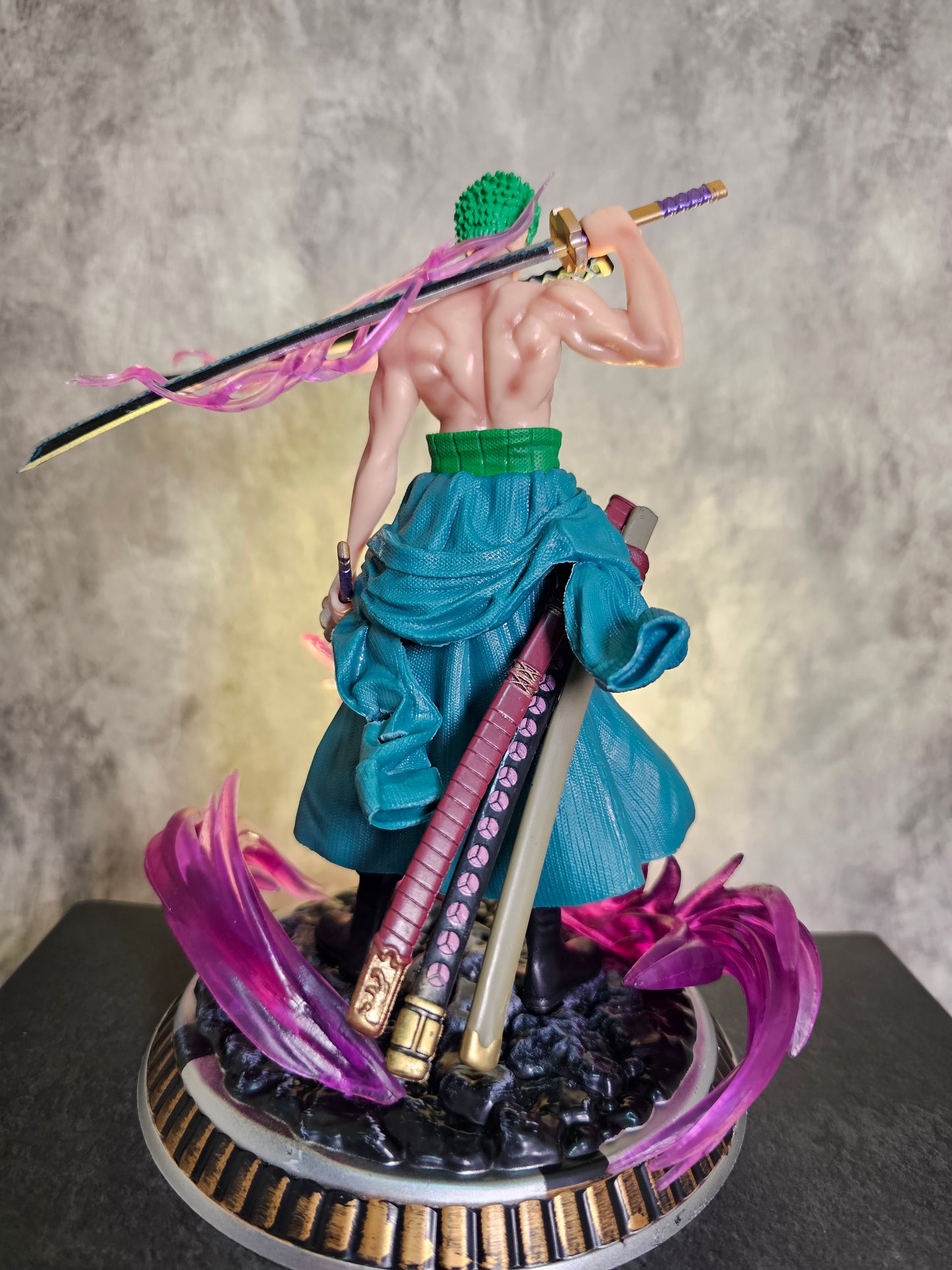 Roronoa Zoro Standing Figure with 3 Sword and Two Heads 21 CM.